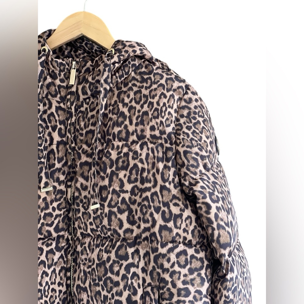 Michael Kors Leopard Print Women's Hooded Coat In Size M - Picture 3 of 16